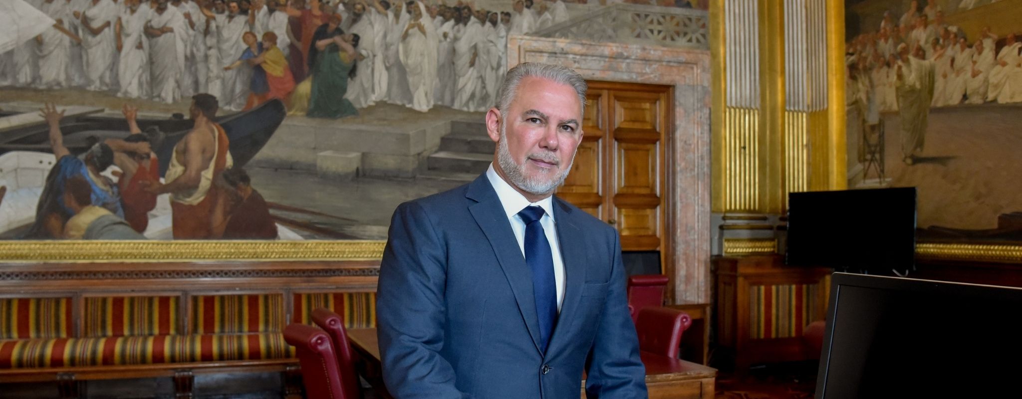 Vincenzo (Enzo) Odoguardi, Vicepresidente del MAIE, in un incontro istituzionale